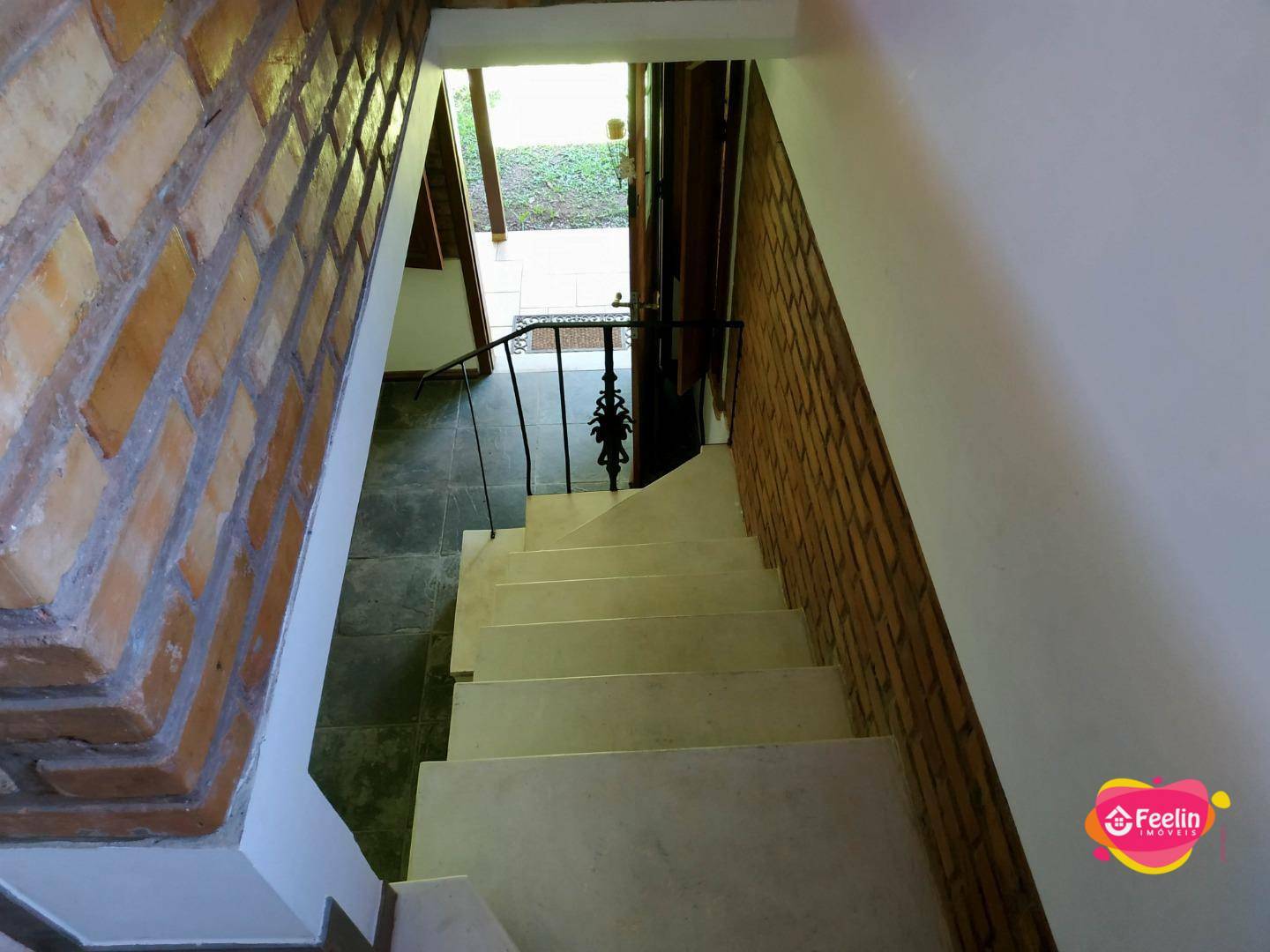 Casa à venda com 3 quartos, 120m² - Foto 9