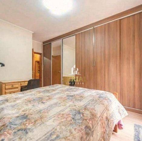 Casa à venda com 3 quartos, 220m² - Foto 21