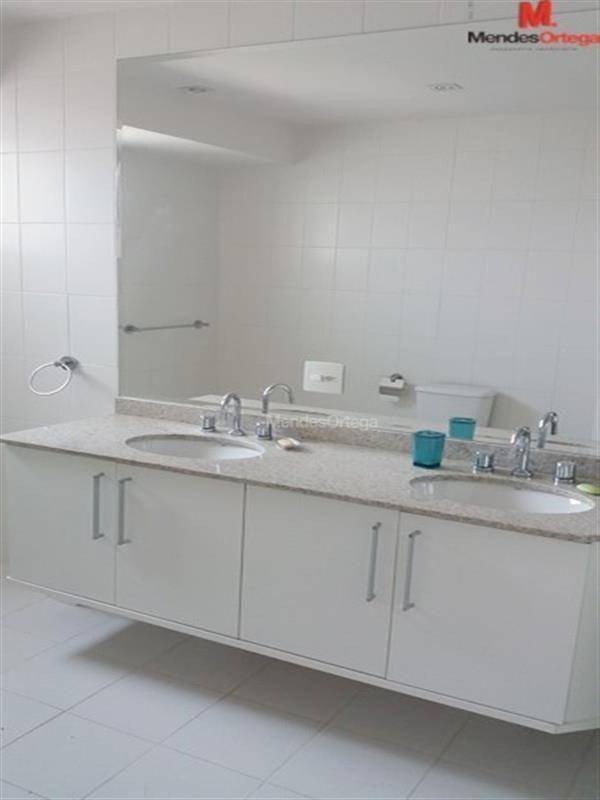 Apartamento à venda com 3 quartos, 195m² - Foto 14