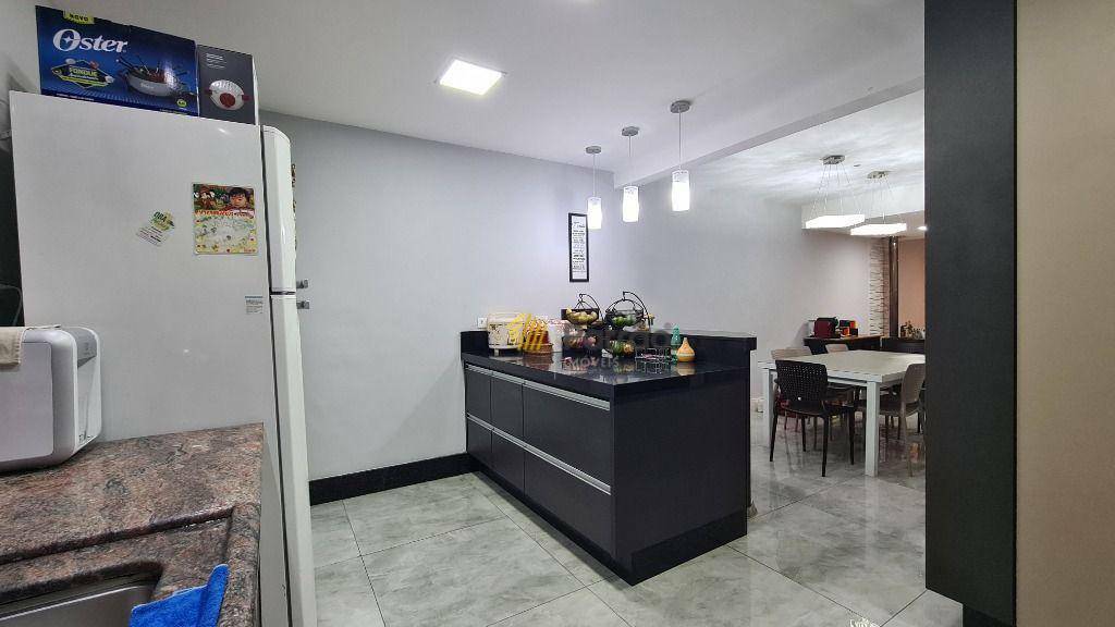 Sobrado à venda com 5 quartos, 306m² - Foto 12