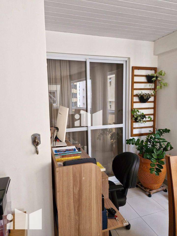 Apartamento à venda com 3 quartos, 144M2 - Foto 17