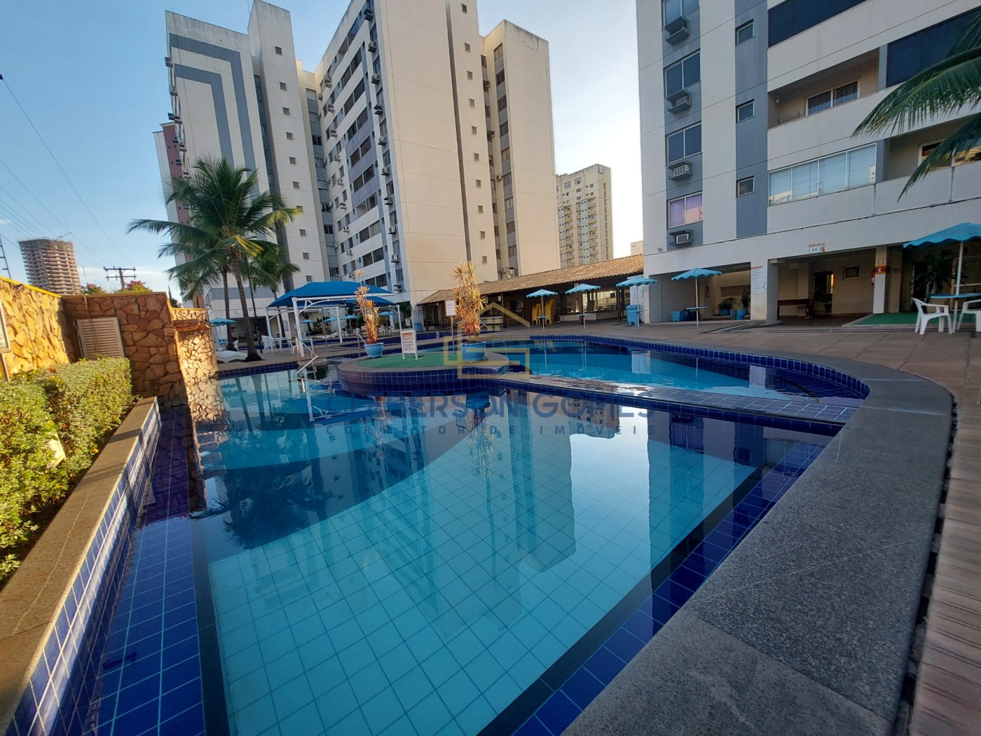 Apartamento à venda com 2 quartos, 70m² - Foto 19