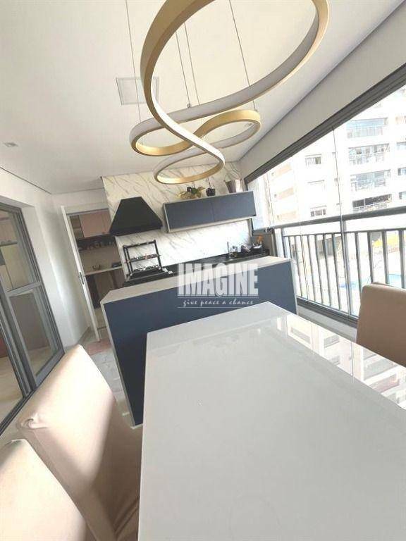 Apartamento à venda com 3 quartos, 121m² - Foto 15