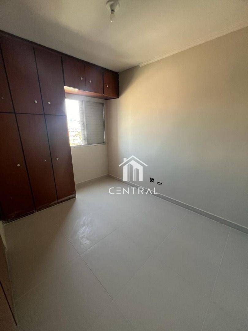 Apartamento à venda com 2 quartos, 64m² - Foto 9