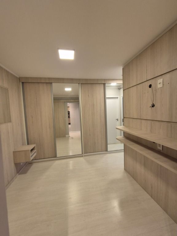 Apartamento à venda com 2 quartos, 63m² - Foto 12