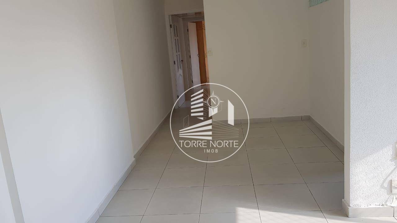 Apartamento à venda com 2 quartos, 67m² - Foto 32