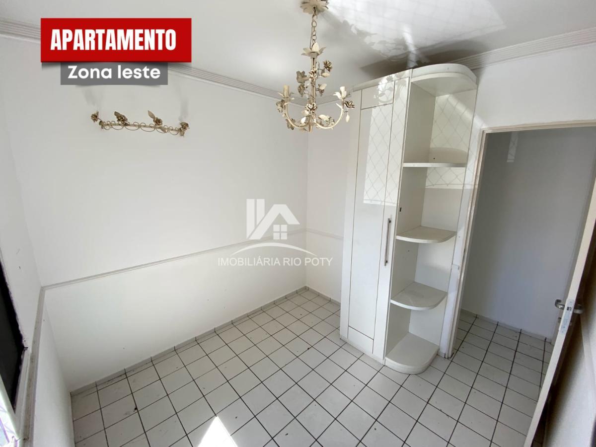 Apartamento à venda com 3 quartos, 63m² - Foto 13