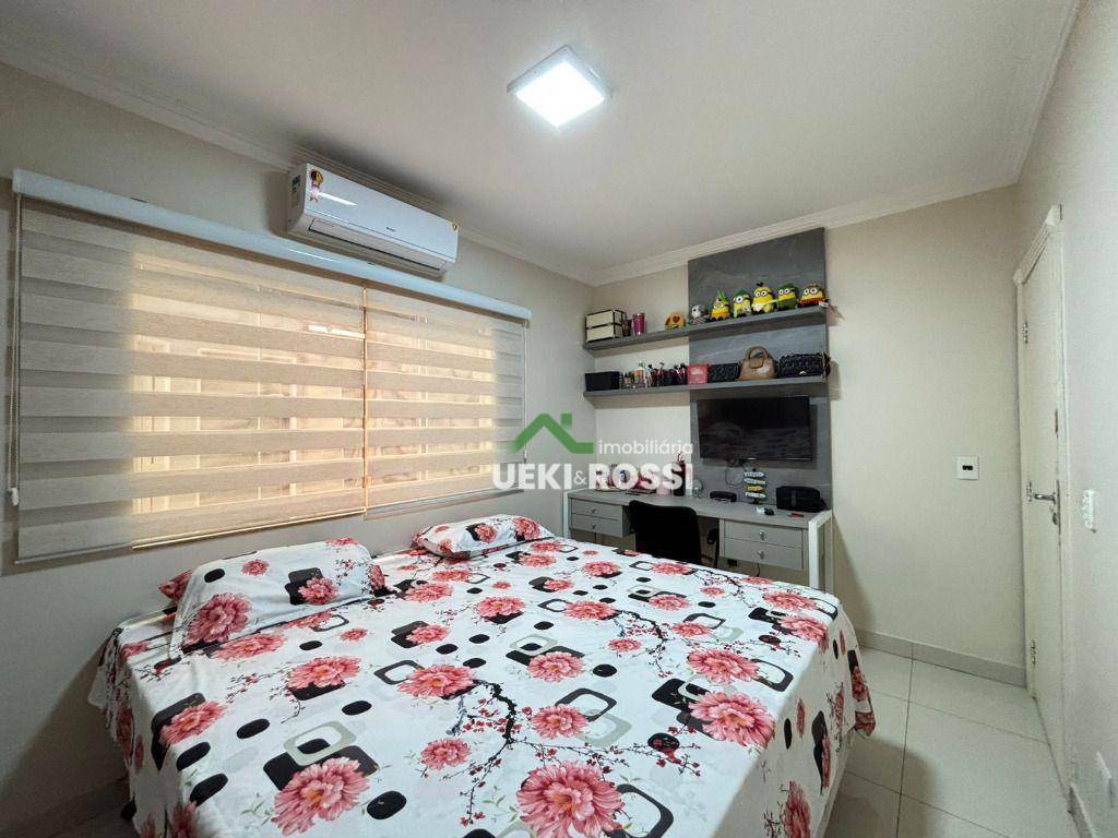 Casa à venda com 3 quartos, 180m² - Foto 40