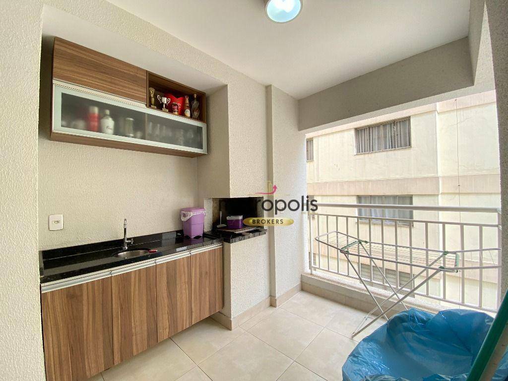 Apartamento à venda com 2 quartos, 72m² - Foto 11