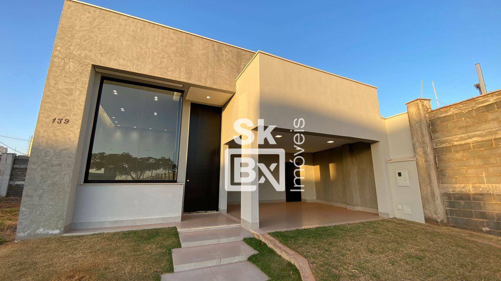 Casa de Condomínio à venda com 3 quartos, 168m² - Foto 1