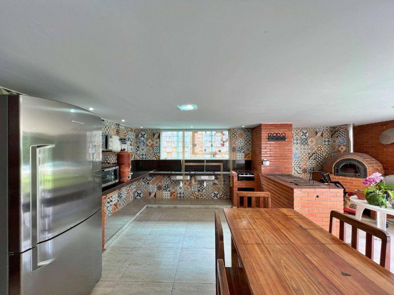 Casa de Condomínio à venda com 3 quartos, 374m² - Foto 6