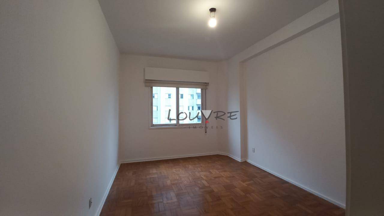 Apartamento à venda com 3 quartos, 124m² - Foto 11