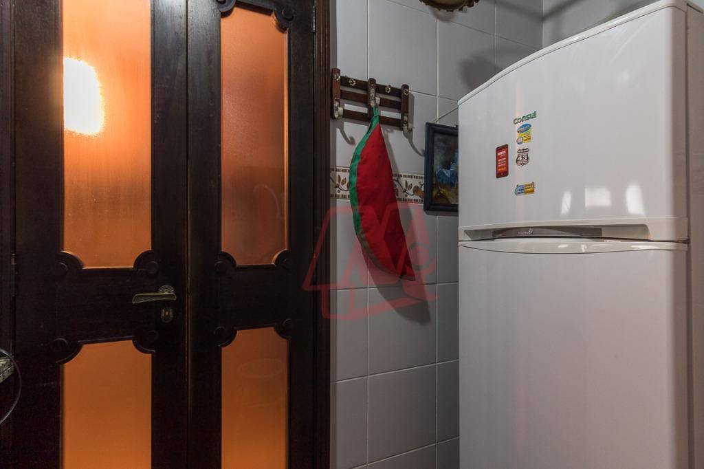 Apartamento à venda com 3 quartos, 127m² - Foto 19