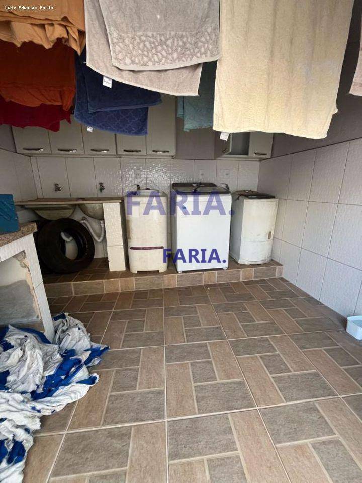 Casa à venda com 2 quartos, 171m² - Foto 13