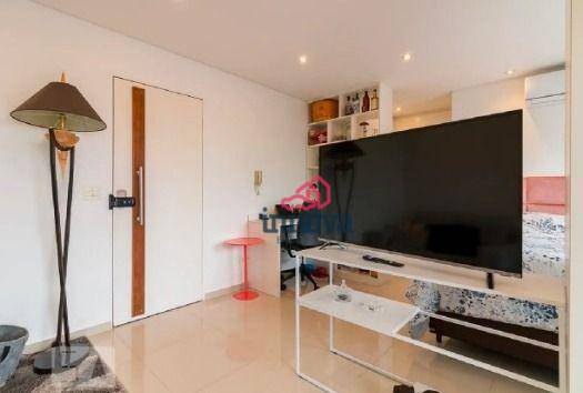 Apartamento à venda com 1 quarto, 38m² - Foto 29