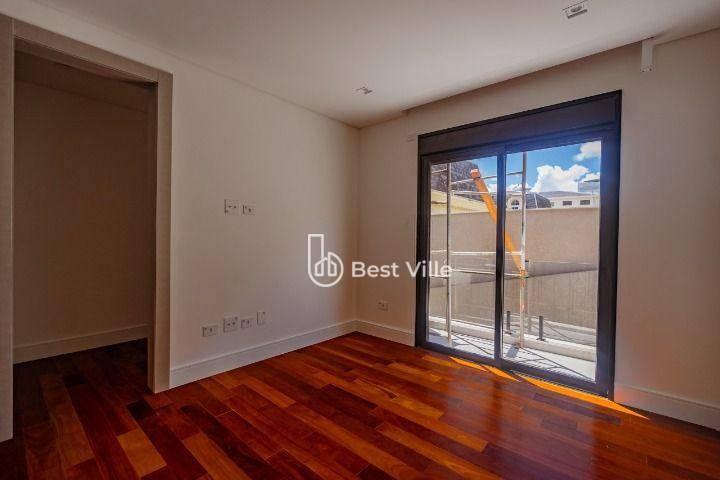 Casa de Condomínio à venda e aluguel com 4 quartos, 600m² - Foto 18