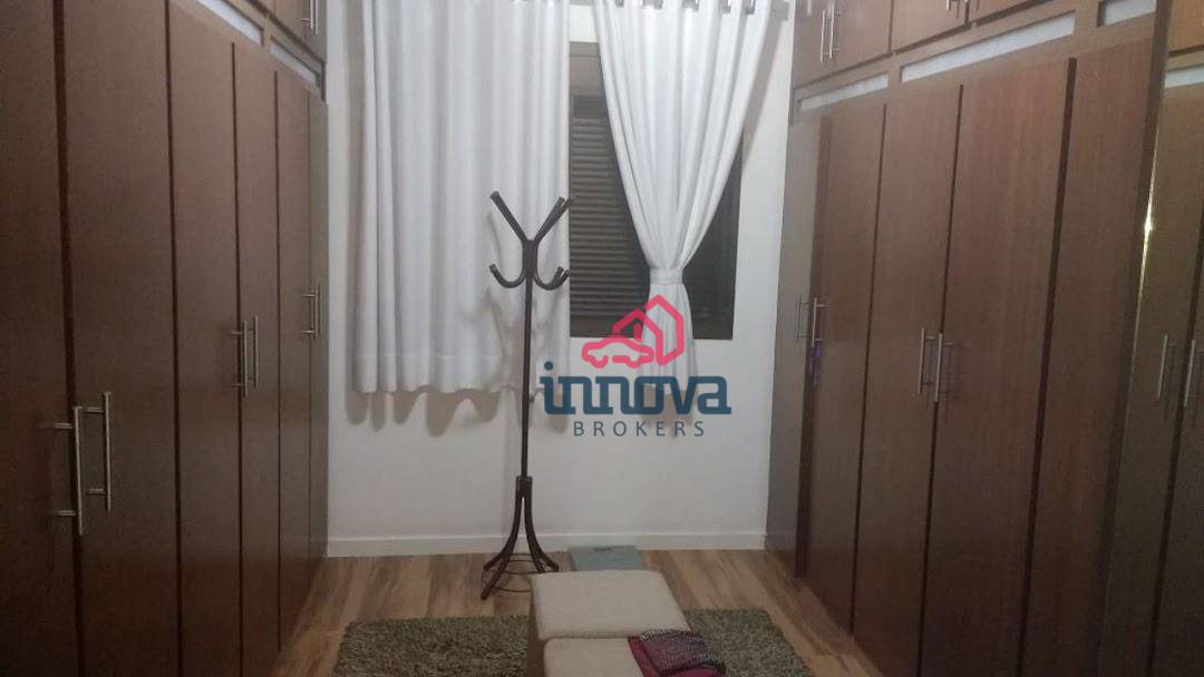 Apartamento à venda com 3 quartos, 204m² - Foto 14