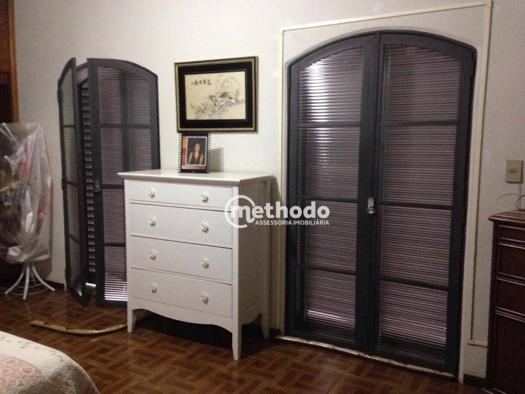 Casa à venda com 4 quartos, 253m² - Foto 13