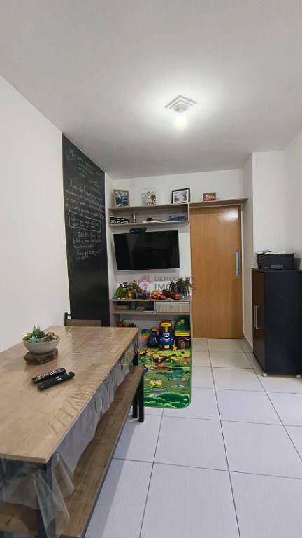 Apartamento à venda com 2 quartos, 50m² - Foto 4