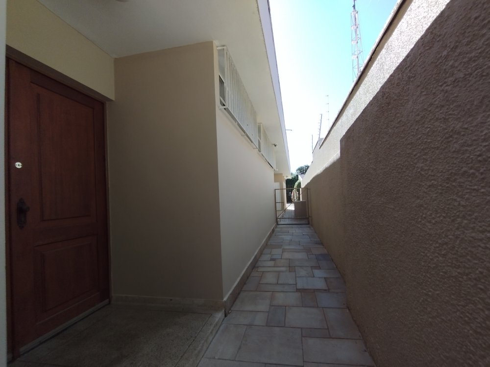 Casa à venda com 3 quartos, 290m² - Foto 4