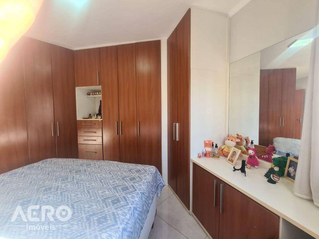 Apartamento à venda com 2 quartos, 72m² - Foto 14