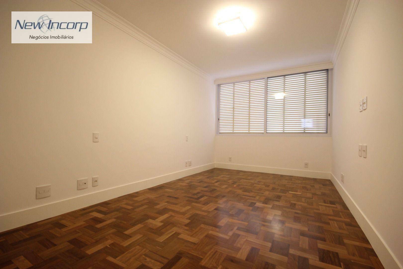 Apartamento à venda com 3 quartos, 210m² - Foto 22