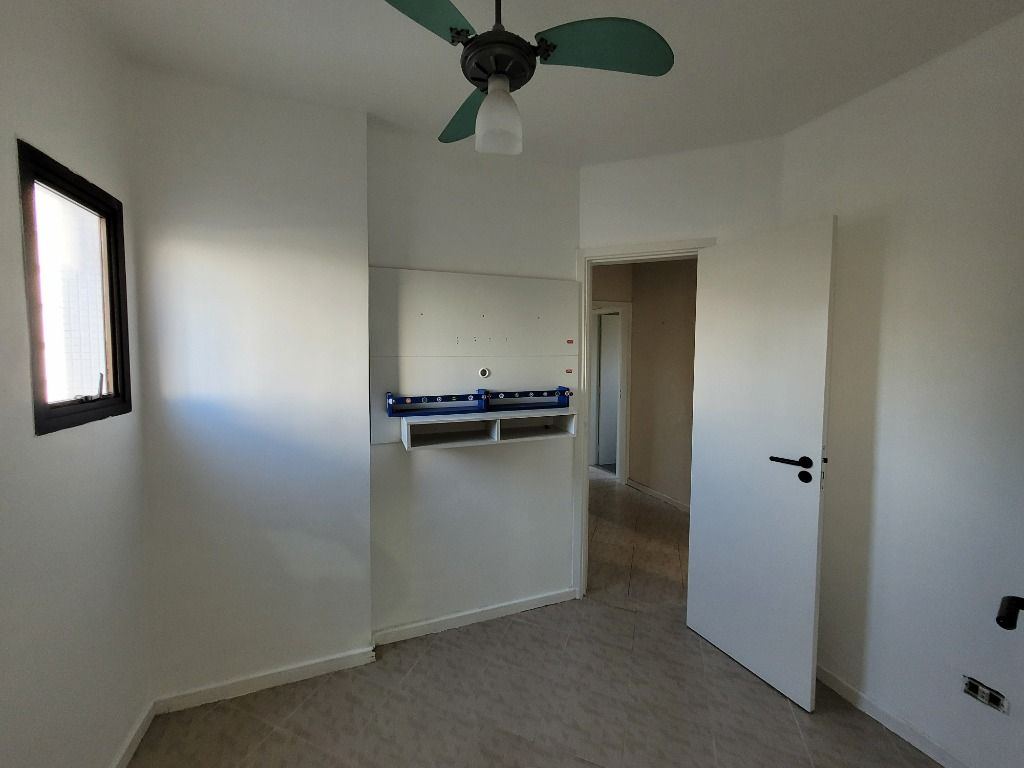 Apartamento à venda com 3 quartos, 80m² - Foto 12