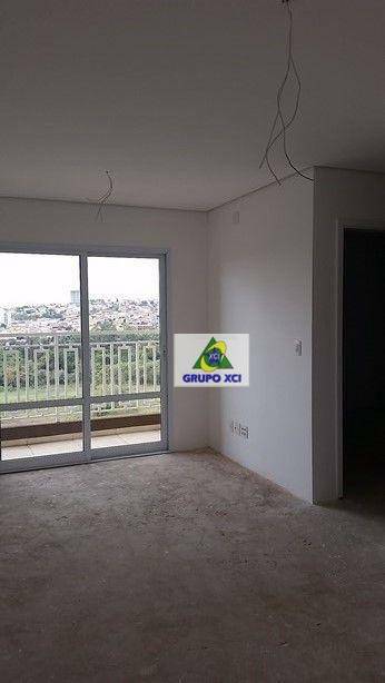 Apartamento à venda com 2 quartos, 65m² - Foto 10