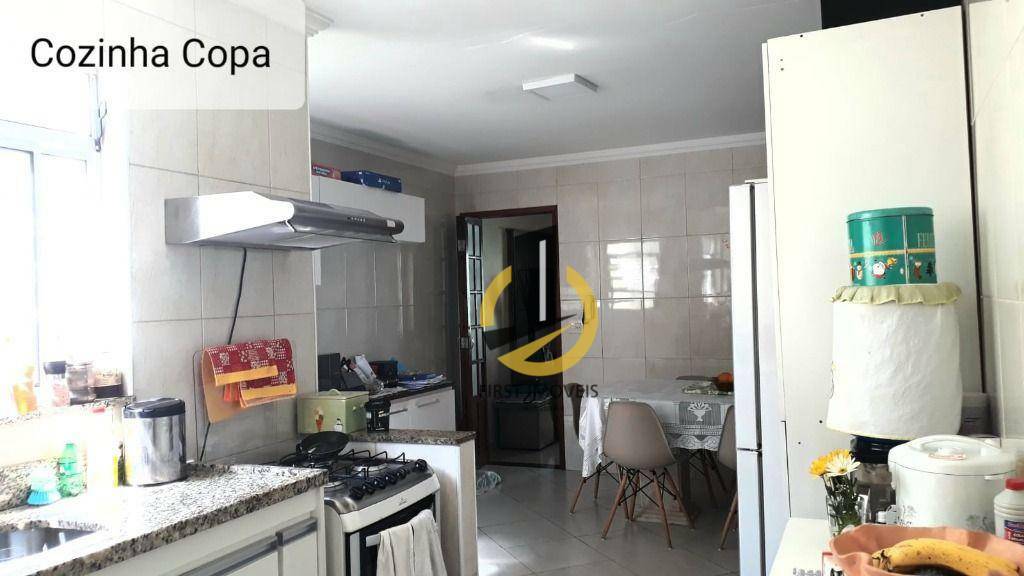 Casa à venda com 3 quartos, 160m² - Foto 2