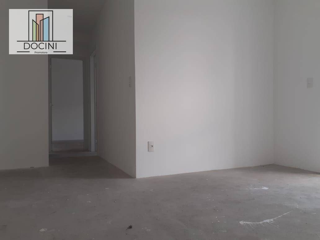 Apartamento à venda com 2 quartos, 65m² - Foto 15