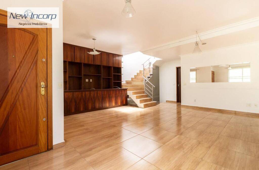 Casa à venda com 3 quartos, 188m² - Foto 2