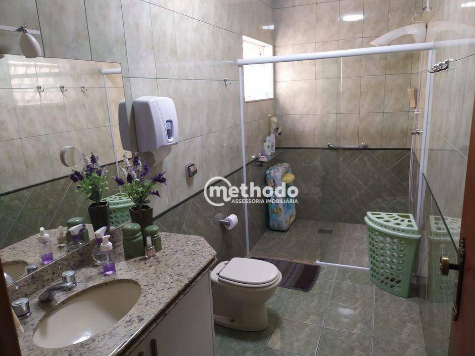 Casa à venda com 3 quartos, 227m² - Foto 15