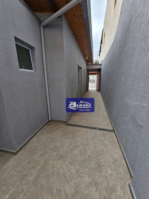 Casa à venda com 3 quartos, 85m² - Foto 12