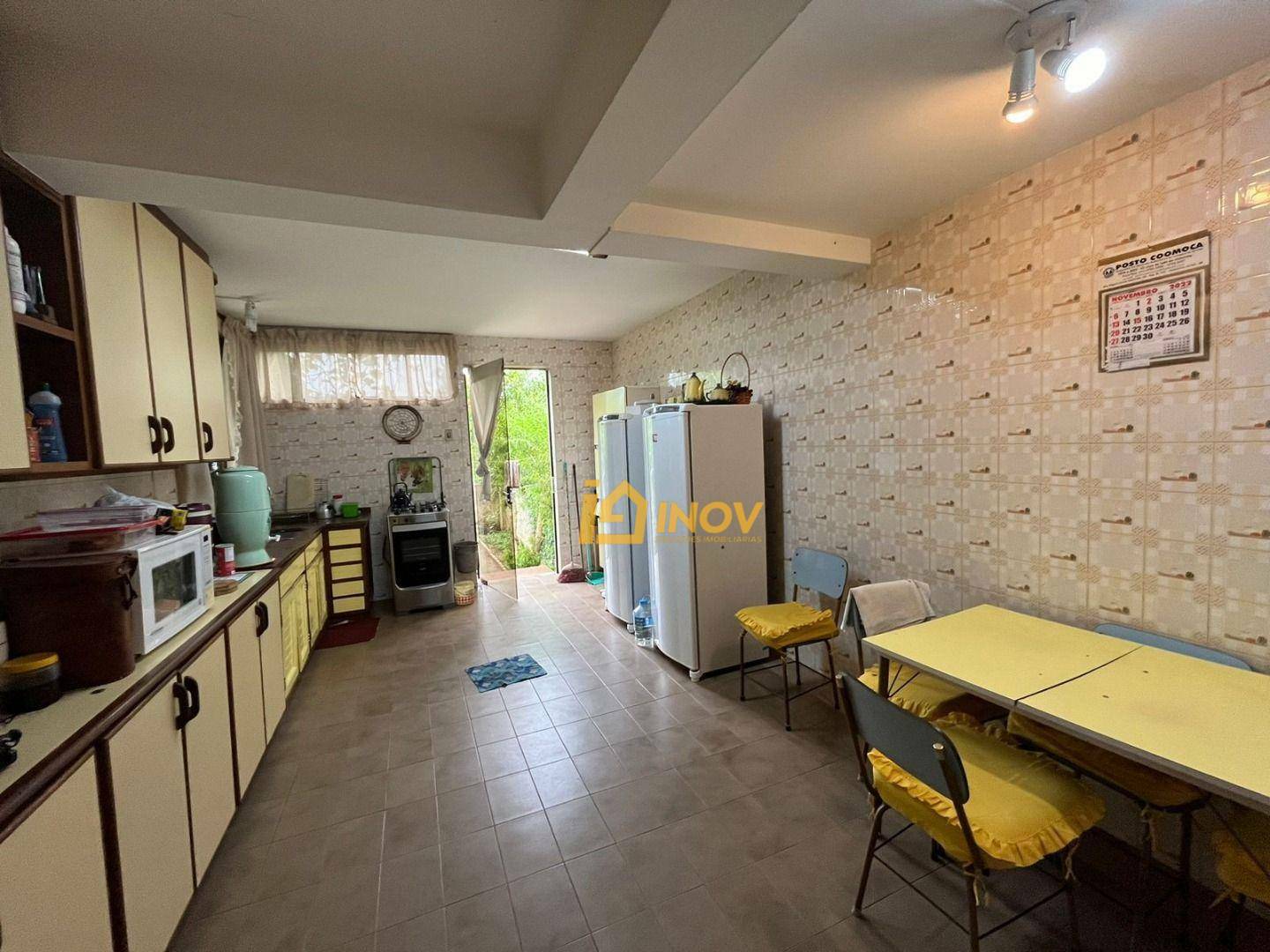 Casa à venda com 4 quartos, 160m² - Foto 13