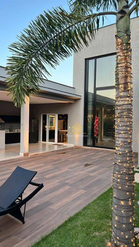 Casa de Condomínio à venda com 4 quartos, 415m² - Foto 11