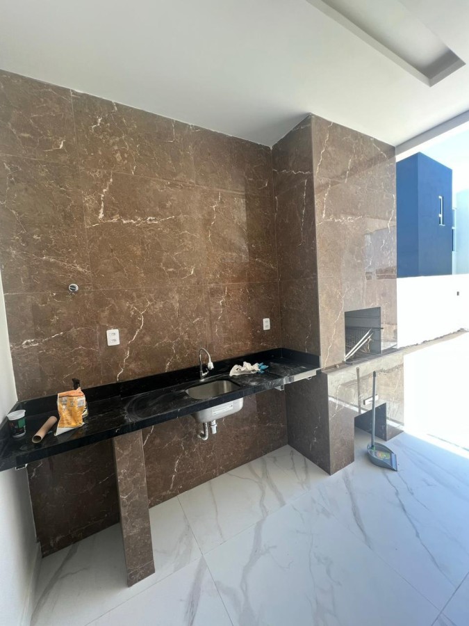 Casa de Condomínio à venda com 3 quartos, 300m² - Foto 5
