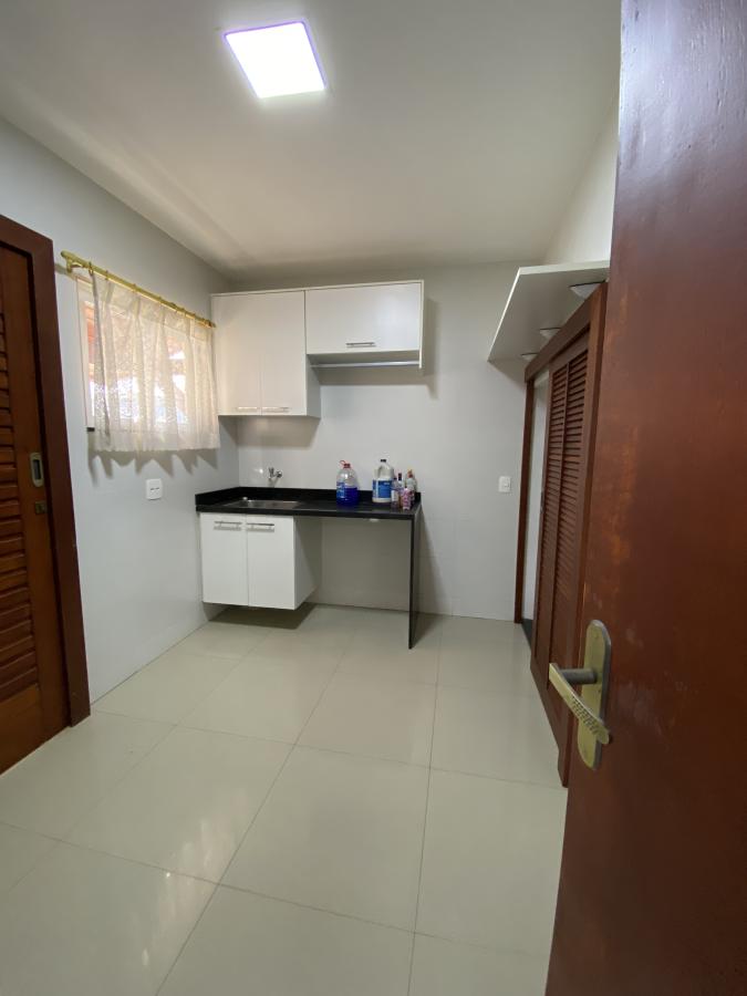 Casa de Condomínio à venda com 3 quartos, 365m² - Foto 12