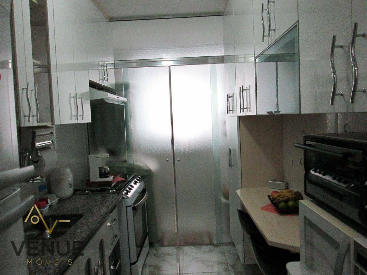 Apartamento à venda com 2 quartos, 62m² - Foto 9