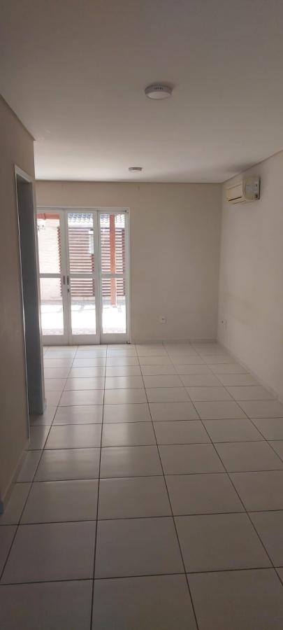 Casa de Condomínio à venda com 3 quartos, 111m² - Foto 5