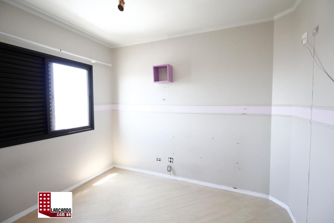 Apartamento à venda com 2 quartos, 60m² - Foto 11