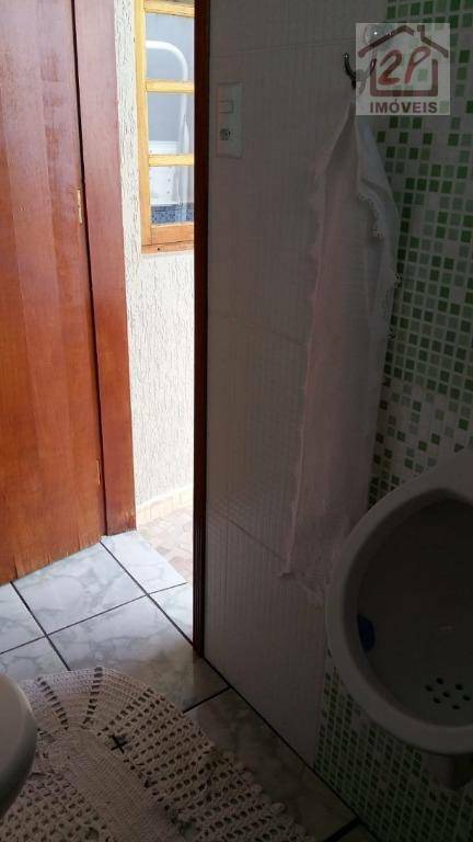 Casa à venda com 3 quartos, 200m² - Foto 29