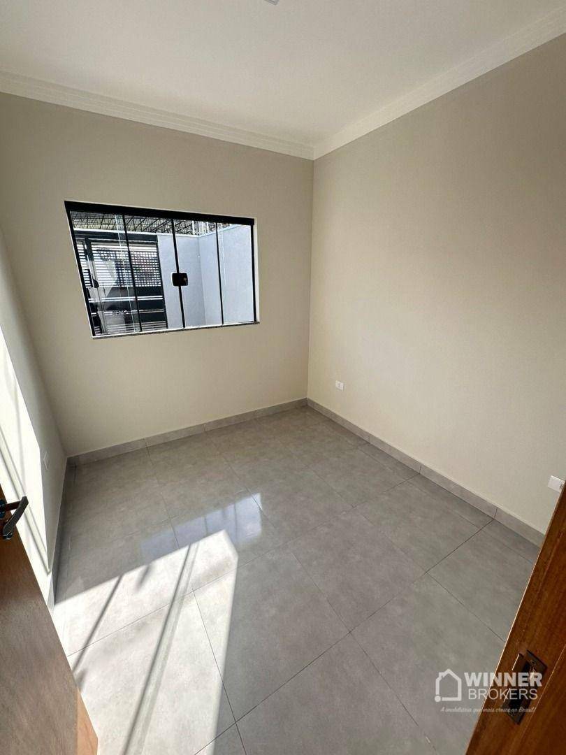 Casa à venda com 3 quartos, 83m² - Foto 2