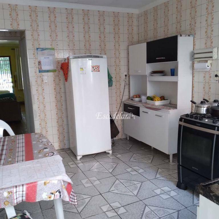 Sobrado à venda com 2 quartos, 100m² - Foto 4