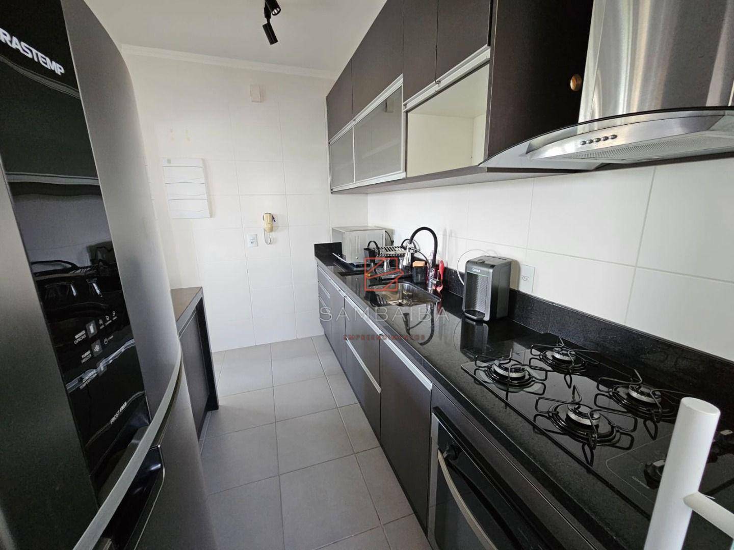 Apartamento para alugar com 2 quartos, 70m² - Foto 7