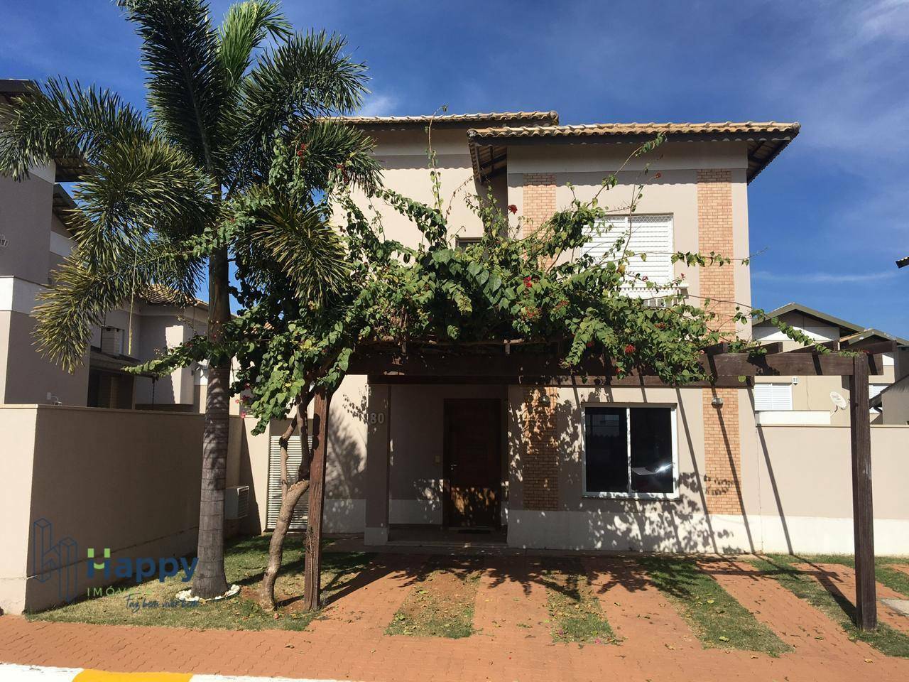 Casa de Condomínio à venda e aluguel com 3 quartos, 120m² - Foto 2