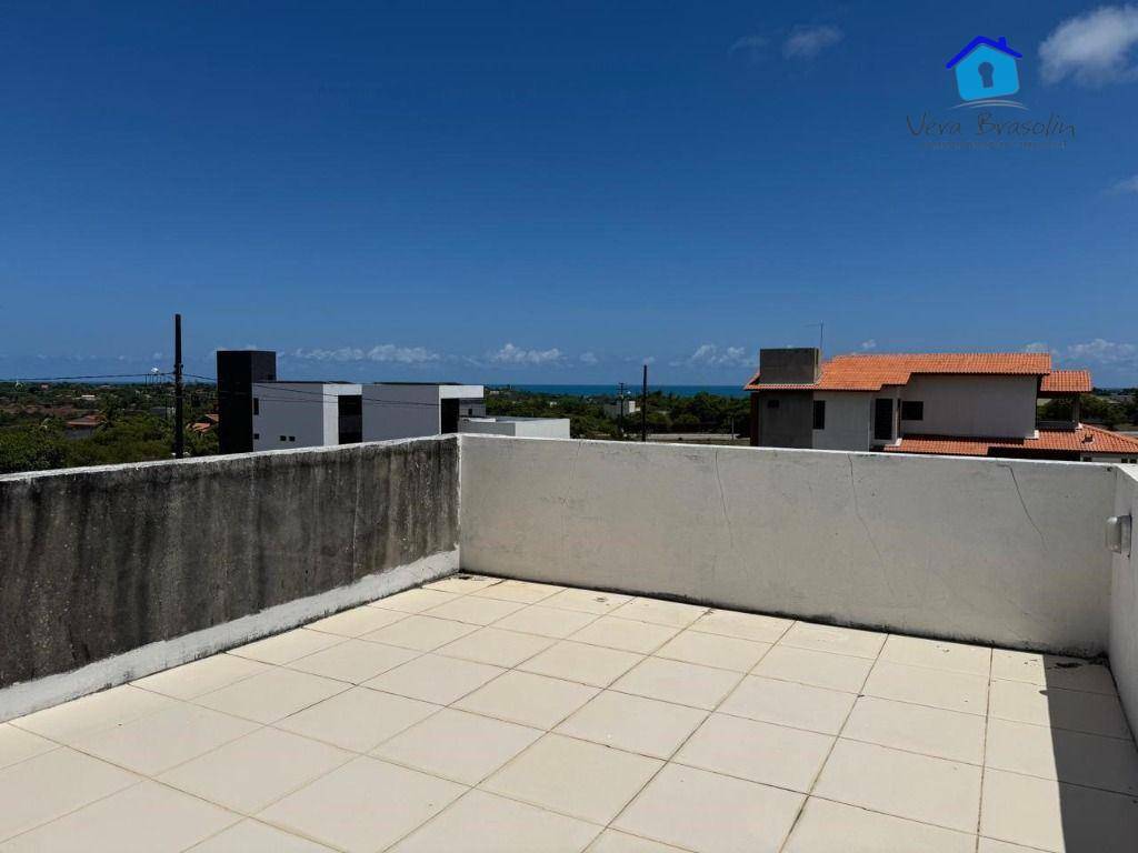 Casa de Condomínio à venda com 4 quartos, 300m² - Foto 2