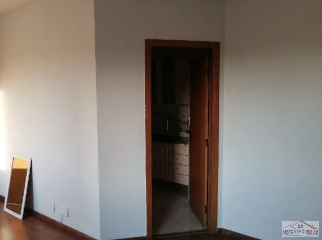 Apartamento à venda com 3 quartos, 100m² - Foto 4