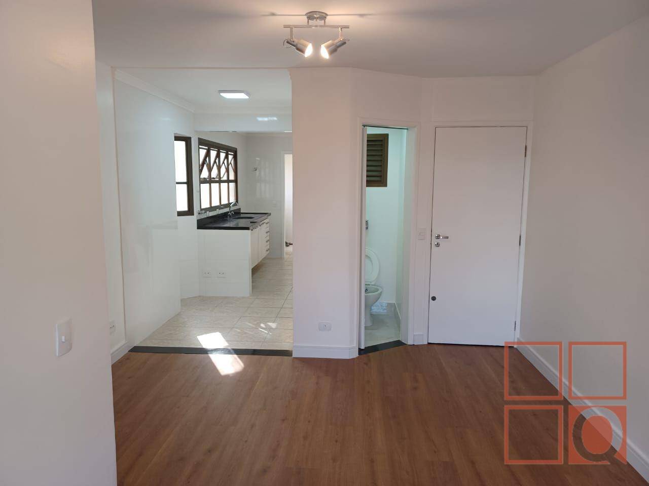 Apartamento para alugar com 4 quartos, 96m² - Foto 12