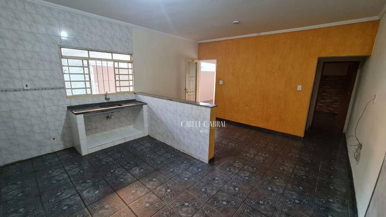 Casa à venda com 3 quartos, 250m² - Foto 43