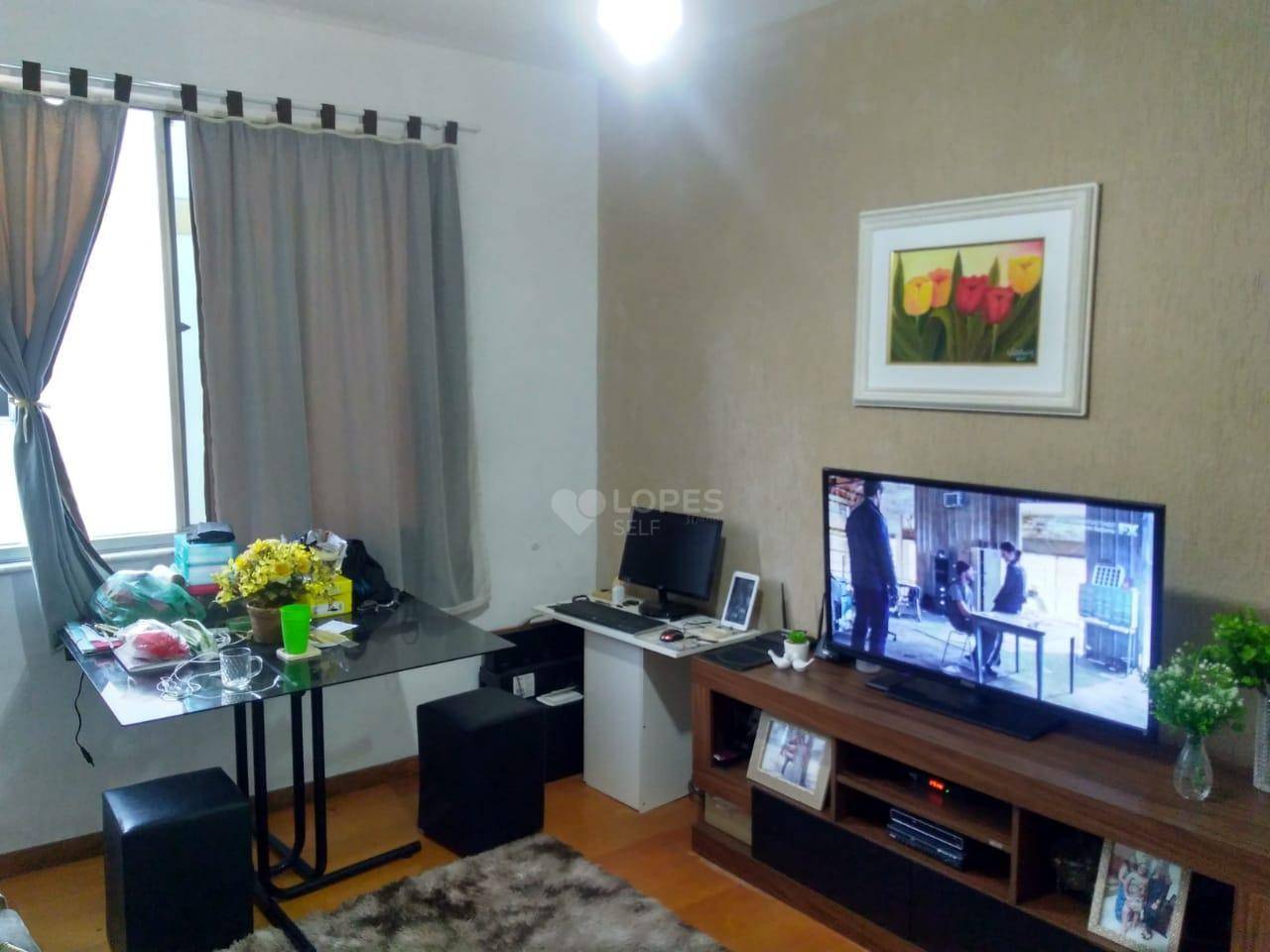 Apartamento à venda com 2 quartos, 60m² - Foto 1